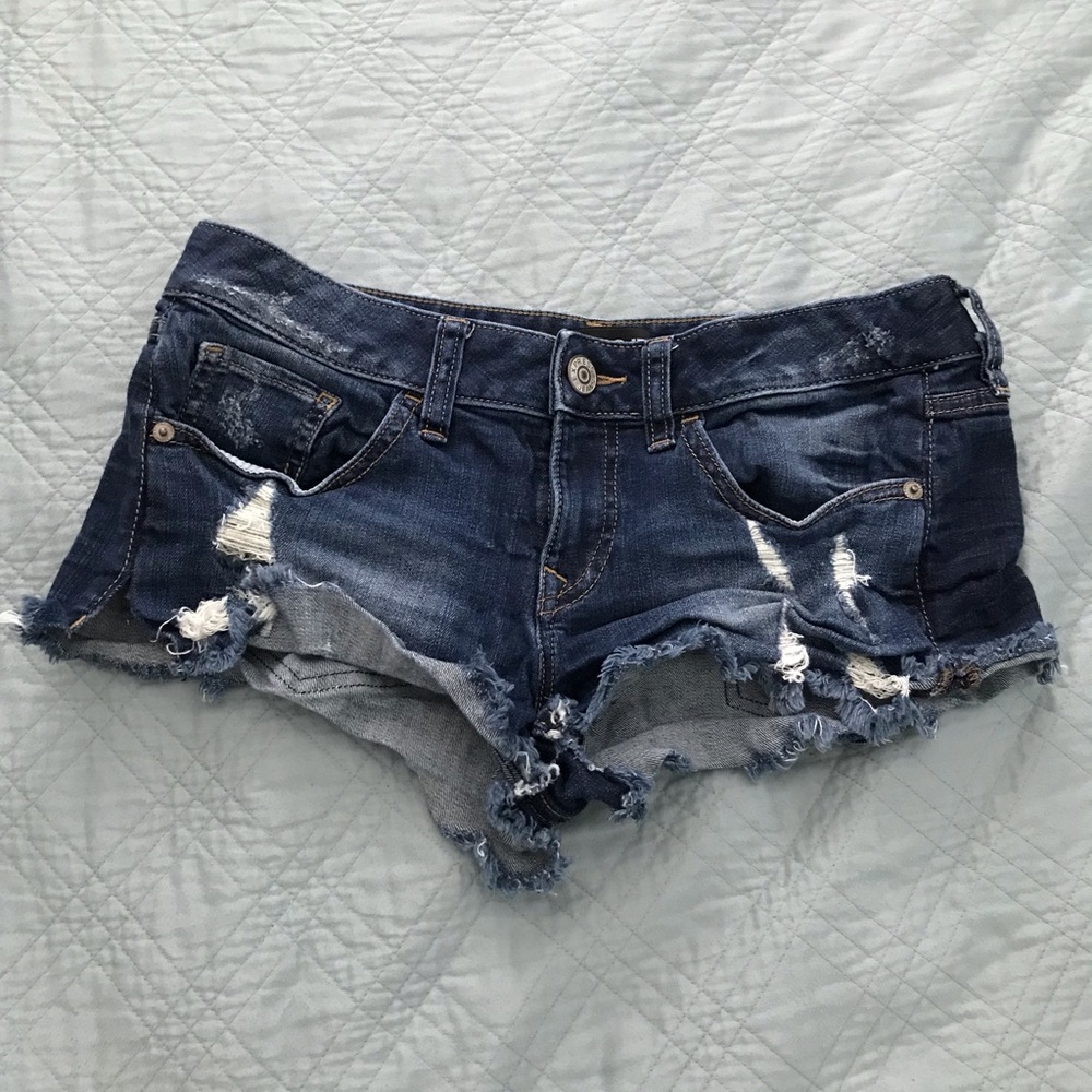 Express Jeans Low waisted Short size 4.